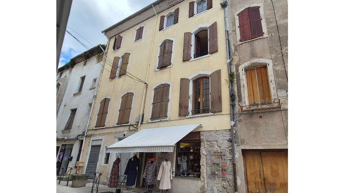 Immeuble à vendre en centre ville à Saint Ambroix