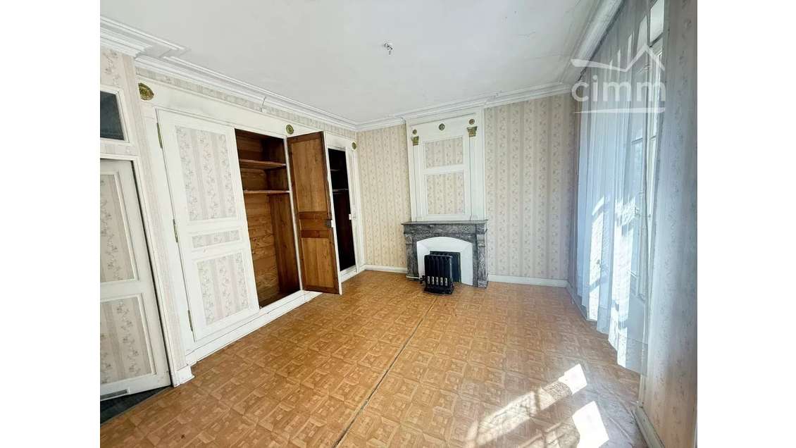 Vente immeuble idéal investisseur à Saint-Calais