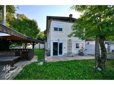 Vente Immeubles commerciaux / Mixtes à Saint-Genis-Laval