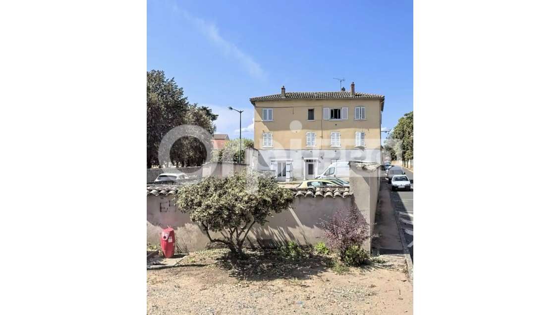 A vendre immeuble de rapport St-Georges-de-Reneins