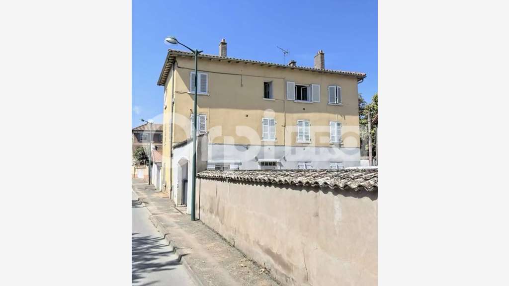 A vendre immeuble de rapport St-Georges-de-Reneins