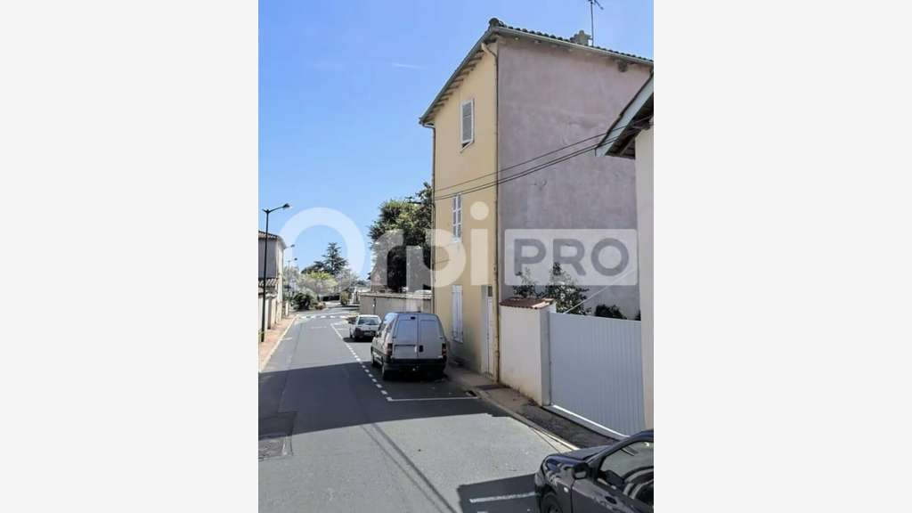 A vendre immeuble de rapport St-Georges-de-Reneins
