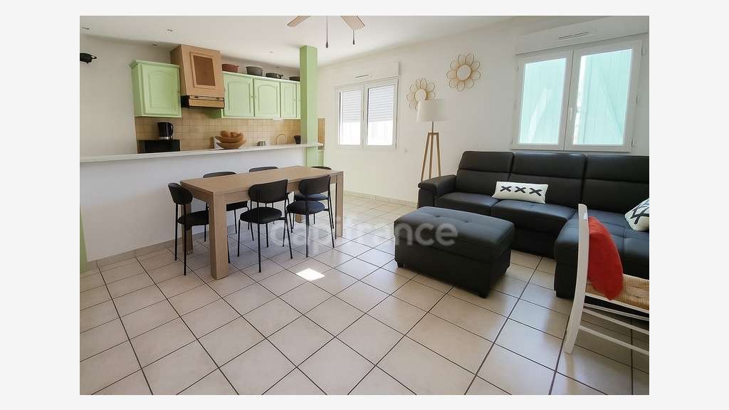 T4 + 10 garages + 4 parkings 89m² Saint-Gilles