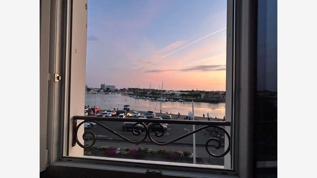 Vente immeuble 106m² à Saint-Gilles-Croix-de-Vie