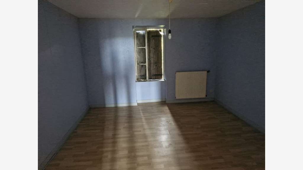 Vente Immeuble de 420m² à Saint-Sulpice-Laurière