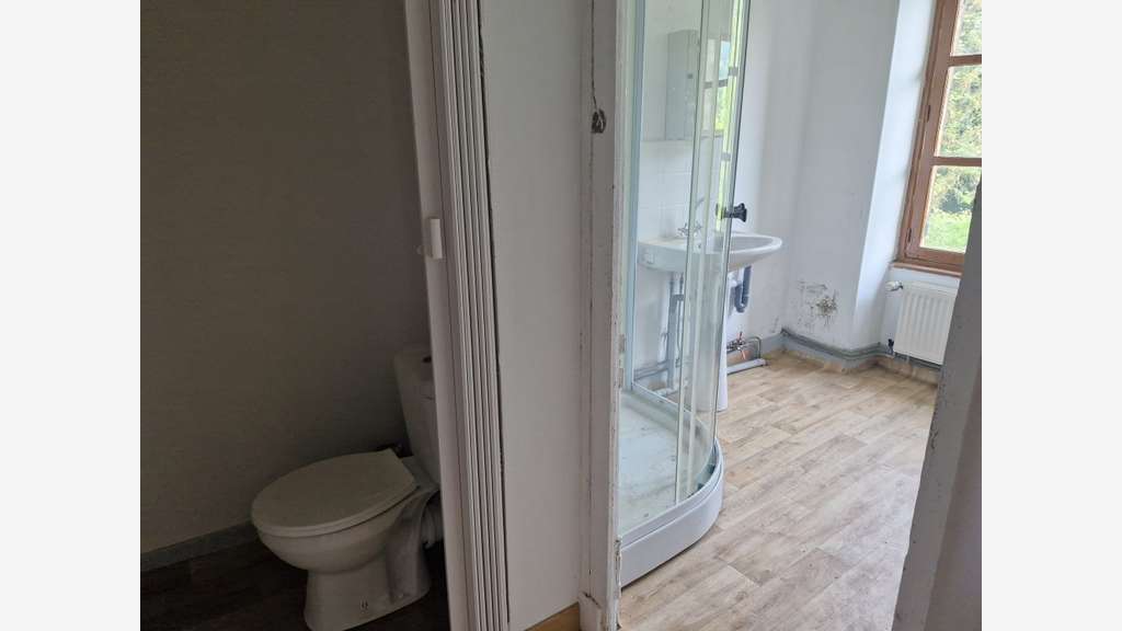 Vente Immeuble de 420m² à Saint-Sulpice-Laurière
