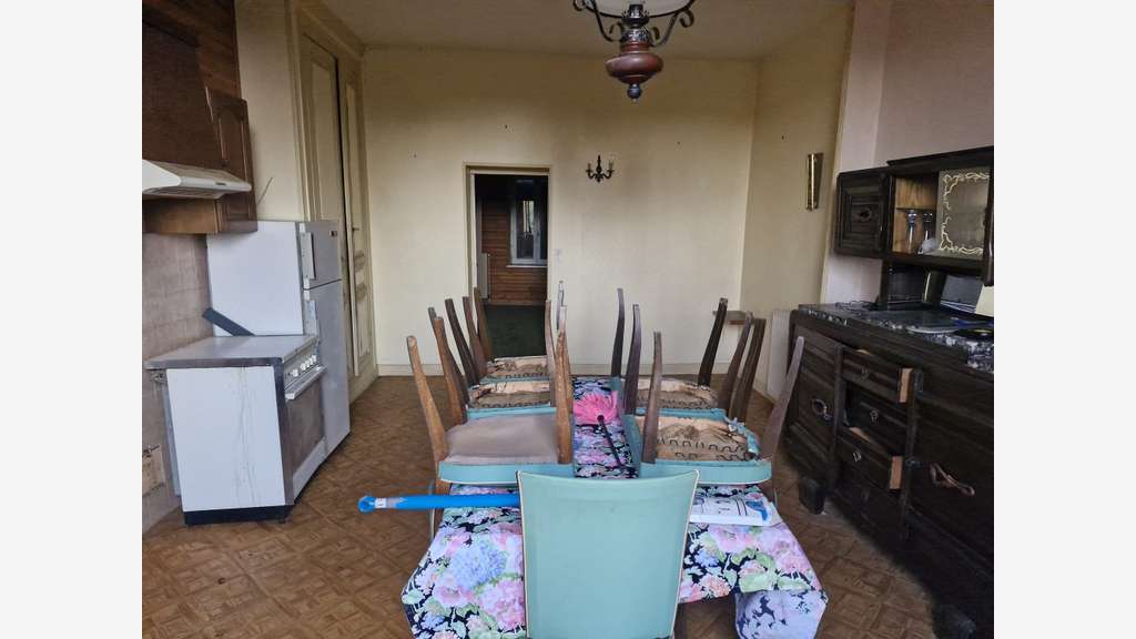 Vente Immeuble de 420m² à Saint-Sulpice-Laurière