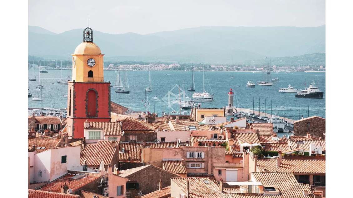 Vente murs commerciaux occupés empl N°1 St-Tropez