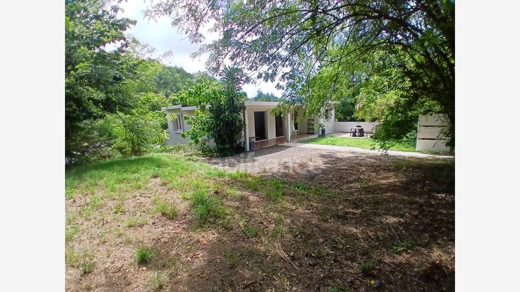 Vente ensemble immobilier de 180m² à Sainte-Luce