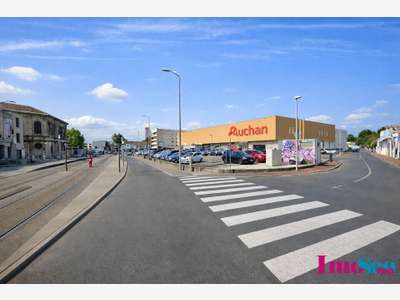 Vente locaux commerciaux de 142m² à Talence