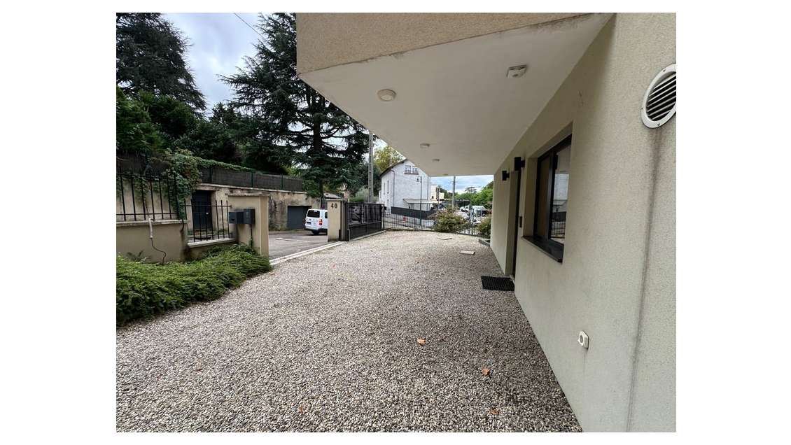 Bureaux 125m² à vendre à Tassin-la-Demi-Lune