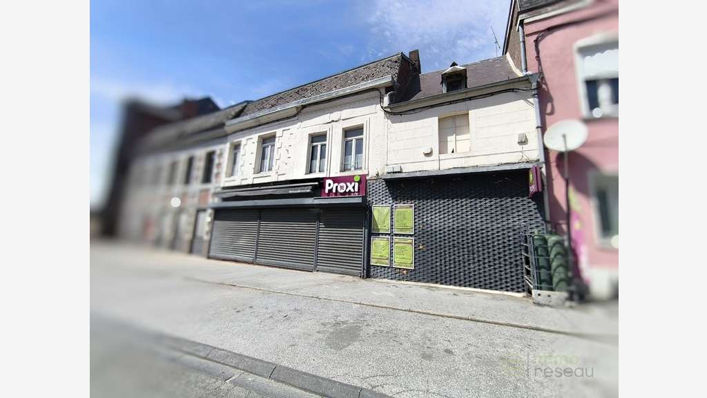 Cède ancien commerce 356m² idéalement situé Trelon