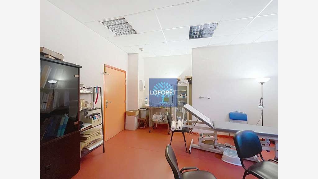 Local professionnel 193m² loué à Valenciennes