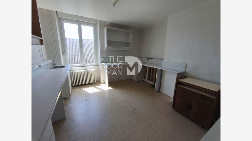 Vente immeuble à Villaines La Juhel