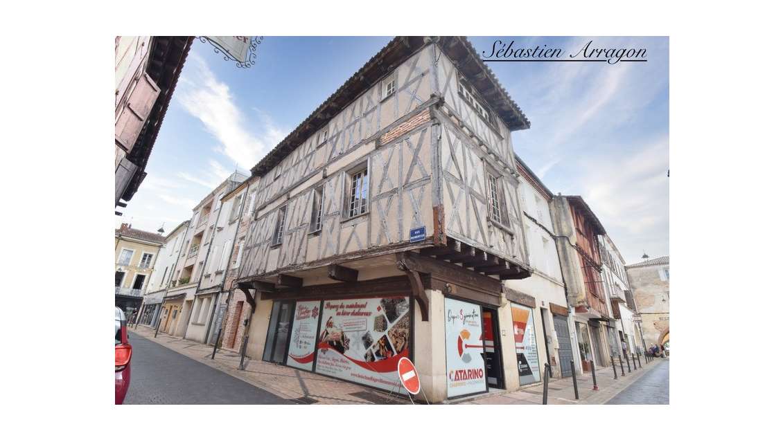 Immeuble 75m² à vendre à Villeneuve sur Lot (47)