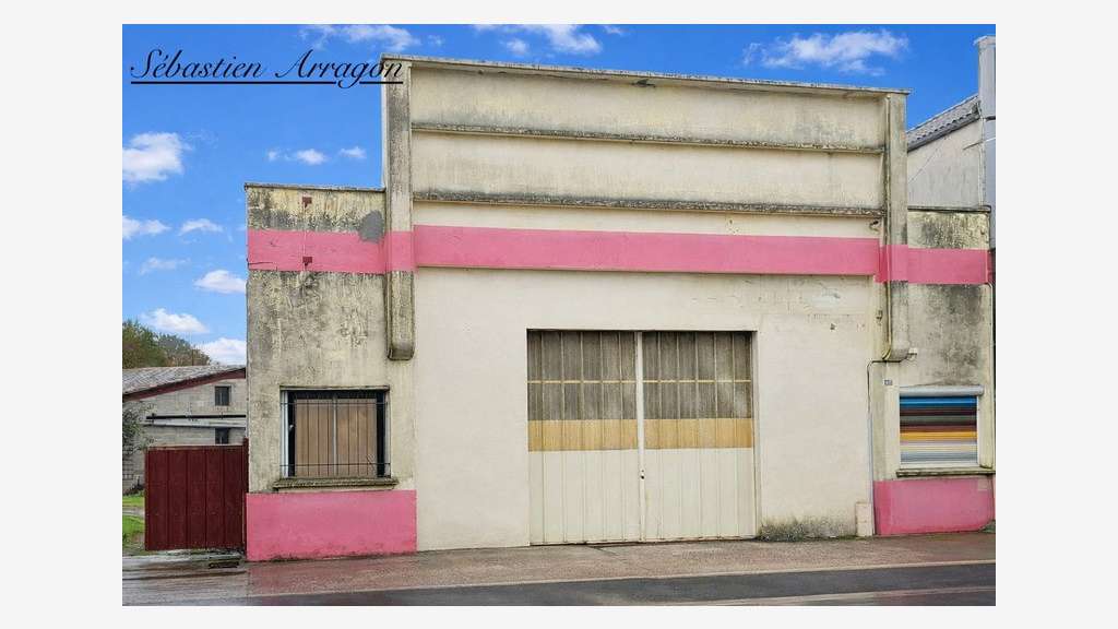 Local commercial 300 m² à vendre - Axe Agen / V