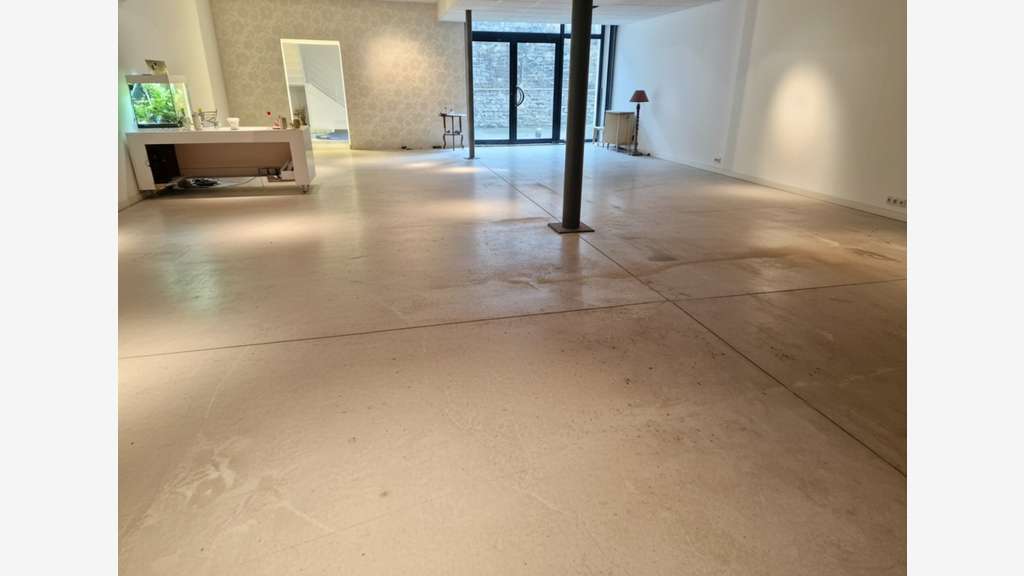 Immeuble de 470m² à vendre au coeur de Vittel (88)