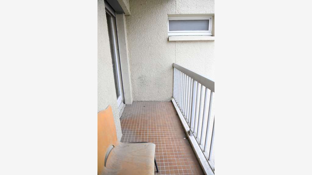 BUREAUX - 445 M² - VALENCE CHATEAUVERT