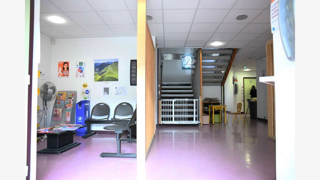 BUREAUX - 445 M² - VALENCE CHATEAUVERT