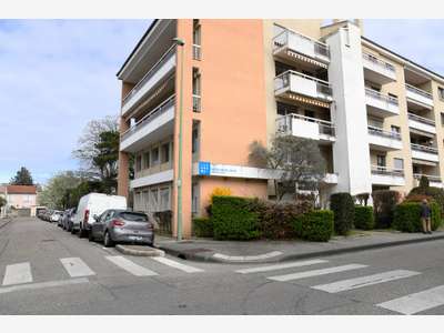 BUREAUX - 445 M² - VALENCE CHATEAUVERT