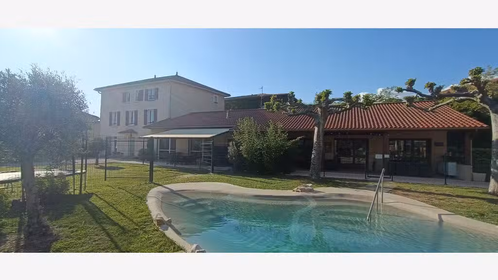 Tènement (2 maisons, réceptions) piscine-spa-sauna