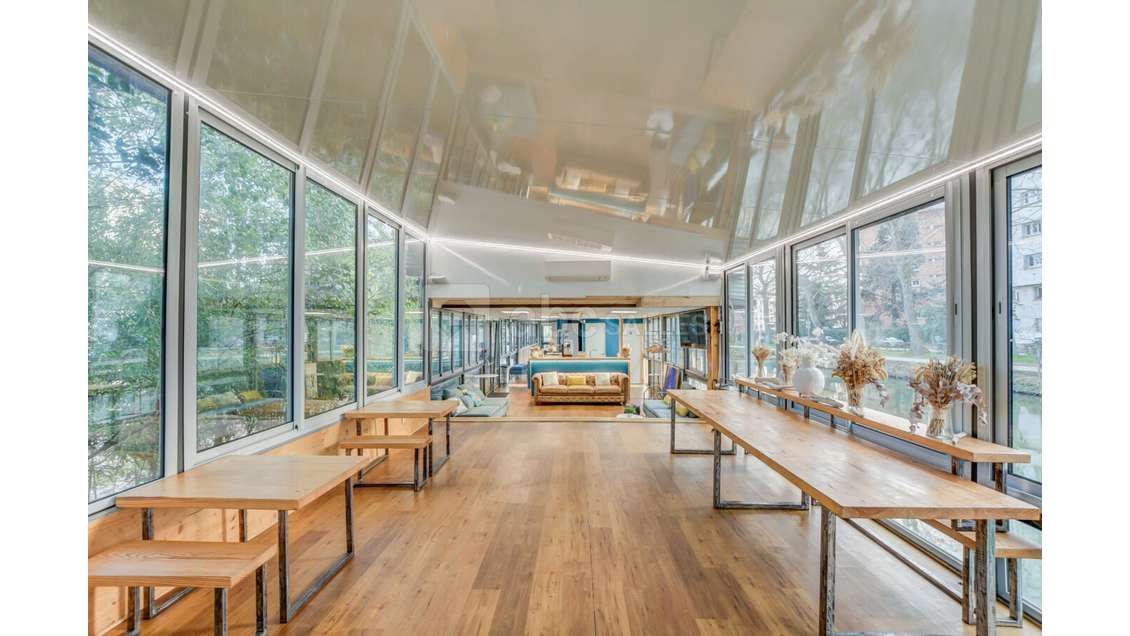 Péniche 360m² Centre Toulouse + FDC