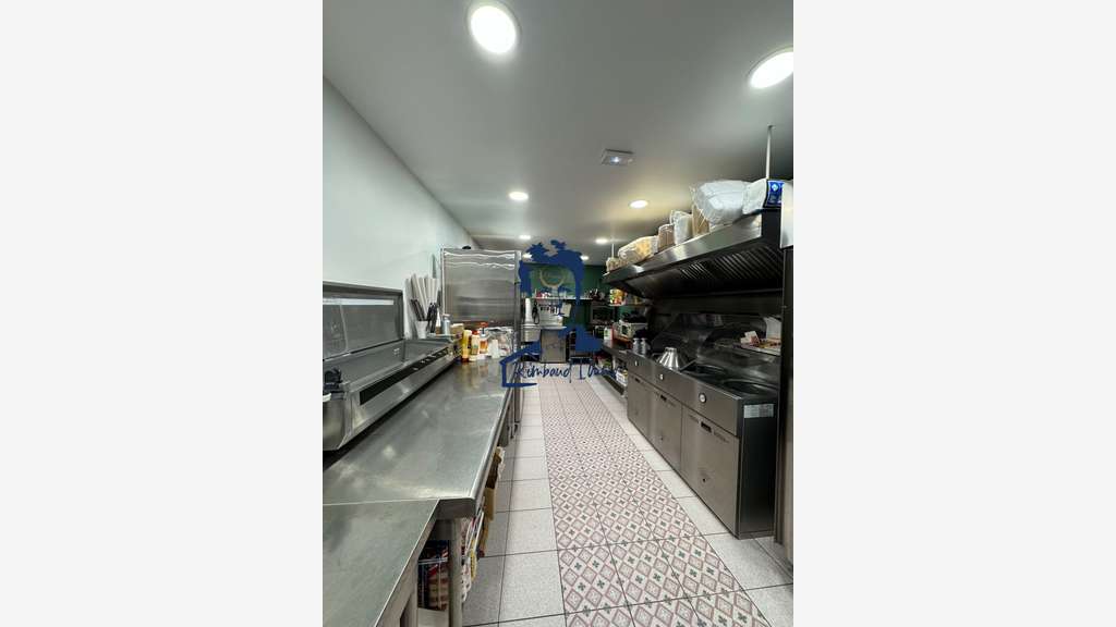 Immobilier Professionnel de 171m² à vendre à Liart