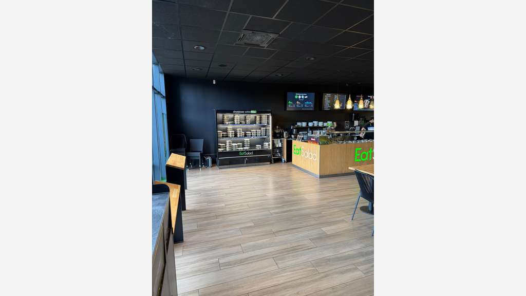 CLERMONT-FERRAND - MURS COMMERCIAUX LOUÉS - 441m2