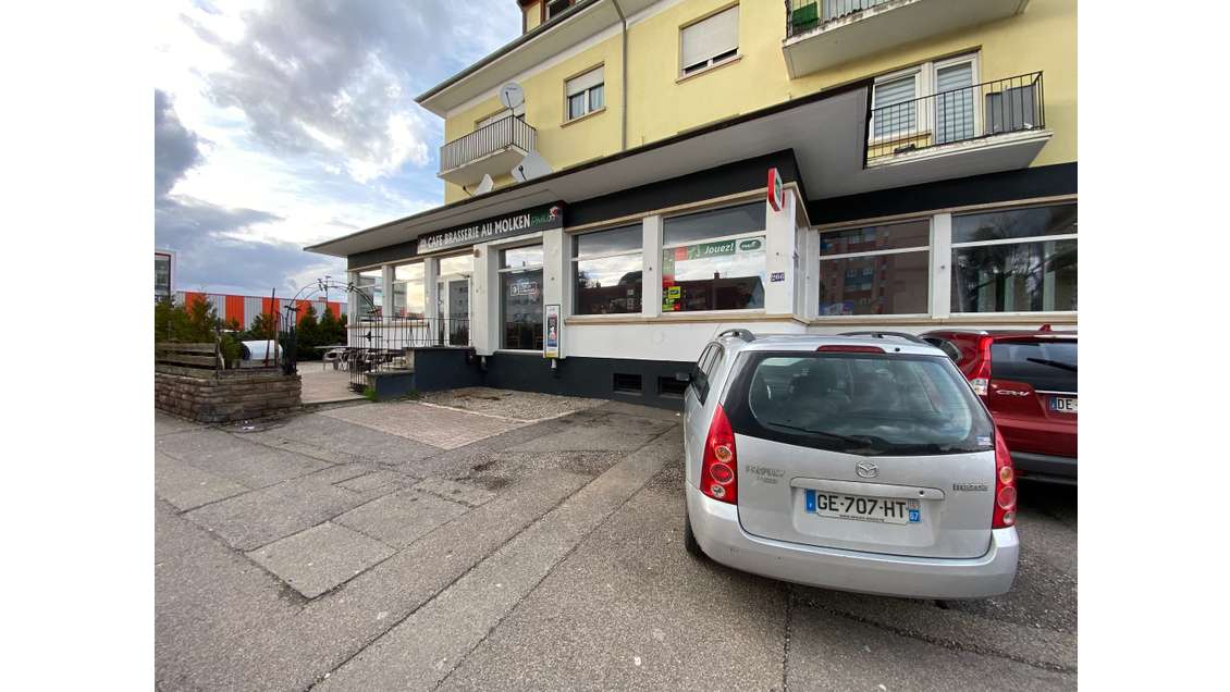 LOCAL COMMERCIAL 167m² - TRÈS FORTE VISIBILITÉ