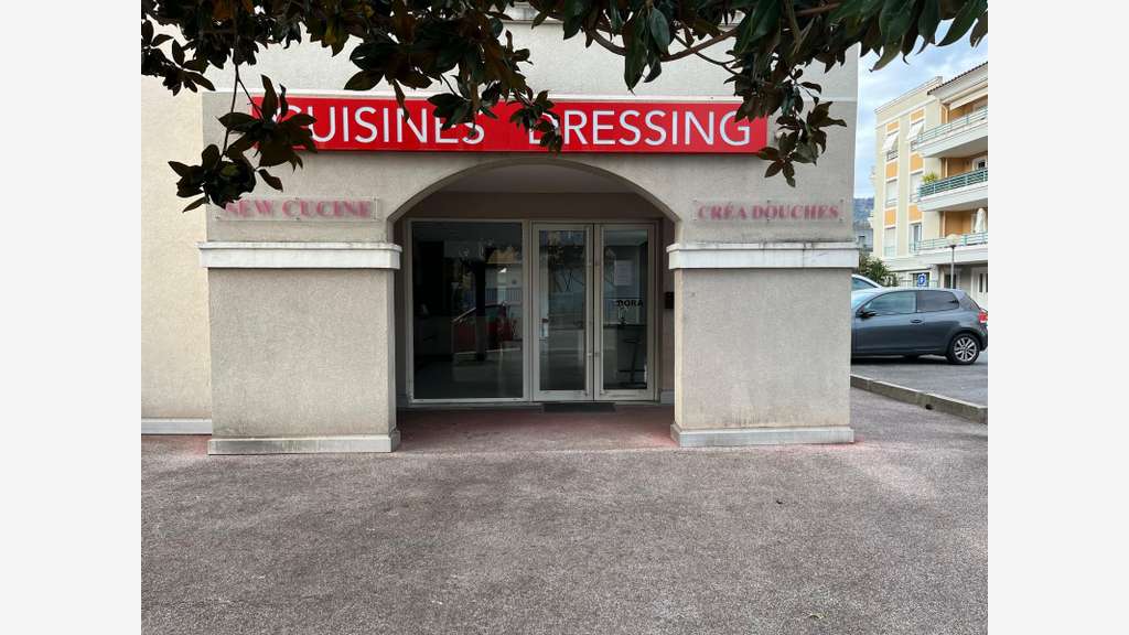 MURS MAGASIN RC