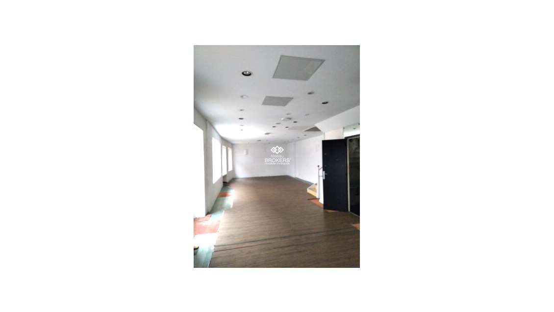 Immobilier commercial 320m² à vendre à Tarbes