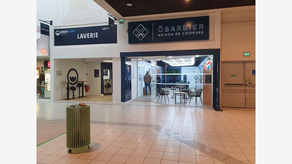 Vente local 80m² en galerie marchande à Lormont