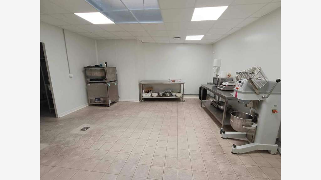 Vente laboratoire de production à Talence centre