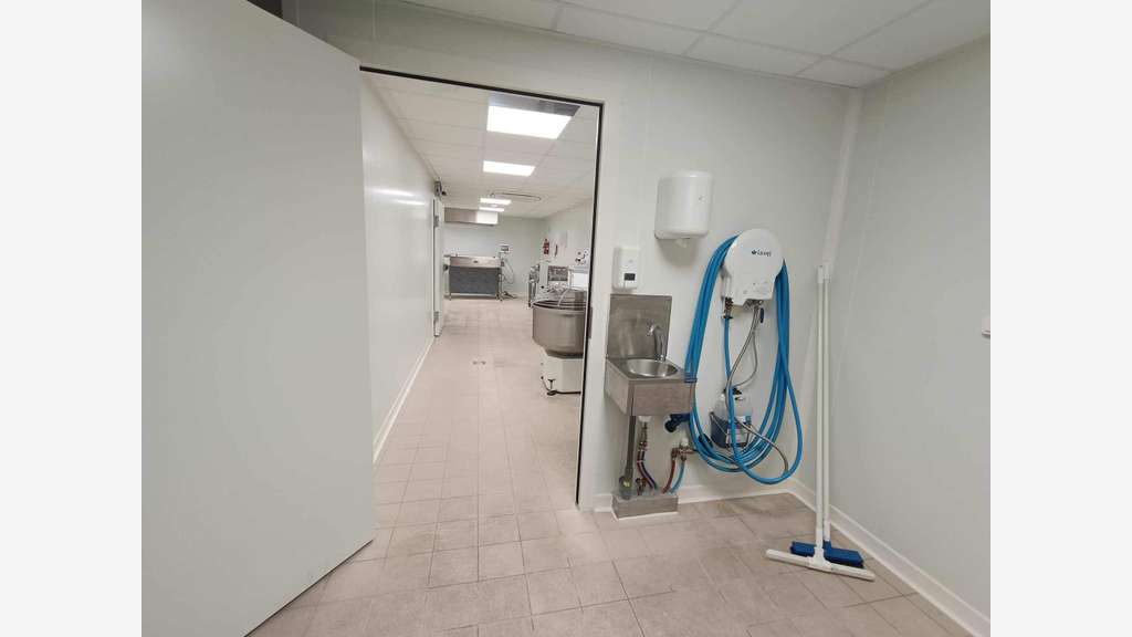 Vente laboratoire de production à Talence centre