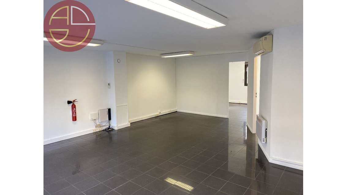 Vend local 63m² à Toulouse centre Croix de Pierre