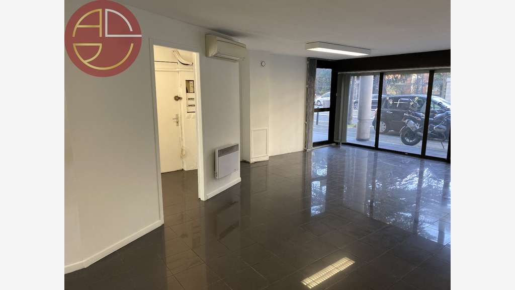 Vend local 63m² à Toulouse centre Croix de Pierre