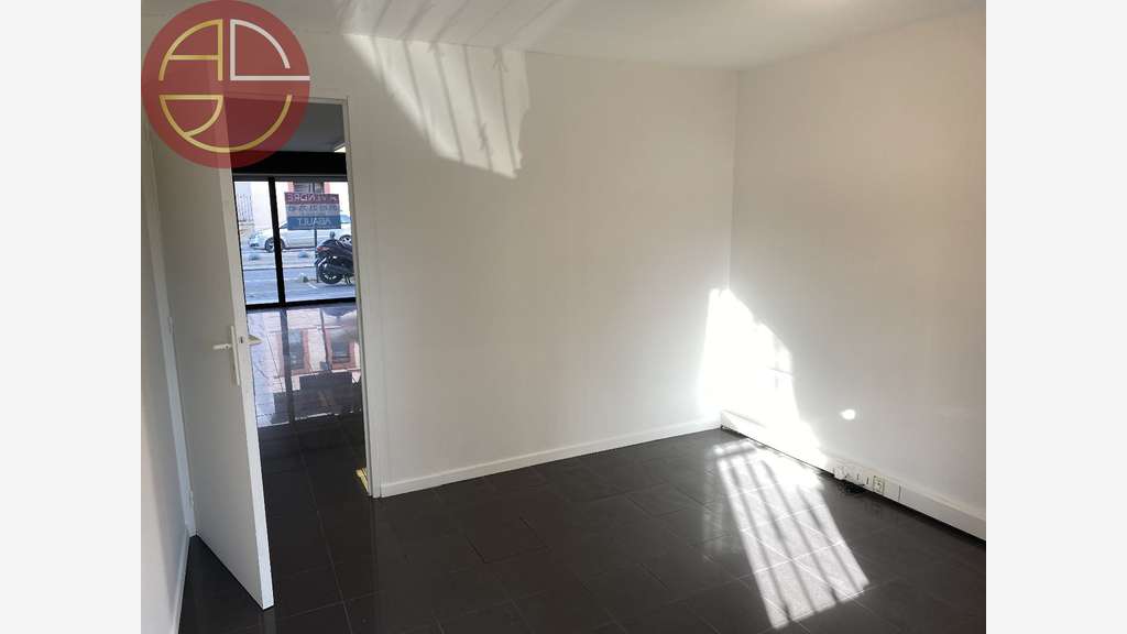 Vend local 63m² à Toulouse centre Croix de Pierre
