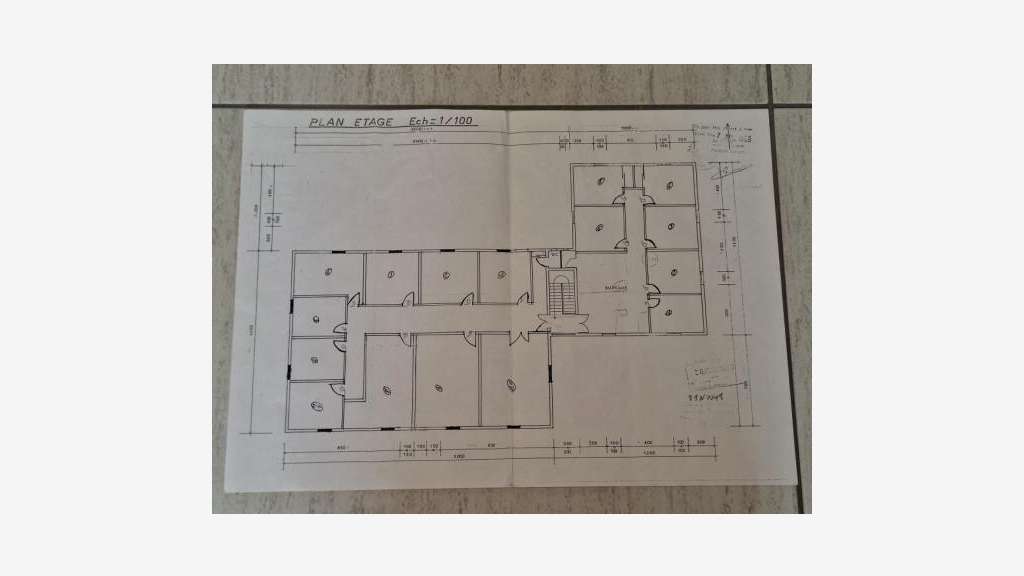 Vente local d'activité de 800m² aux Angles