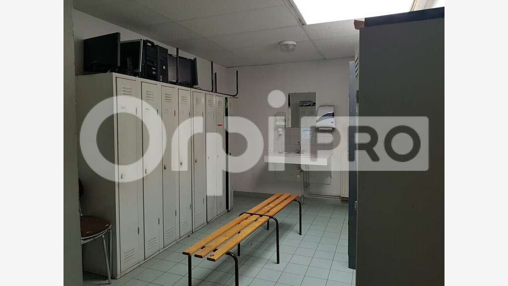 Vente local d'activité 2000m² à Saint-Junien