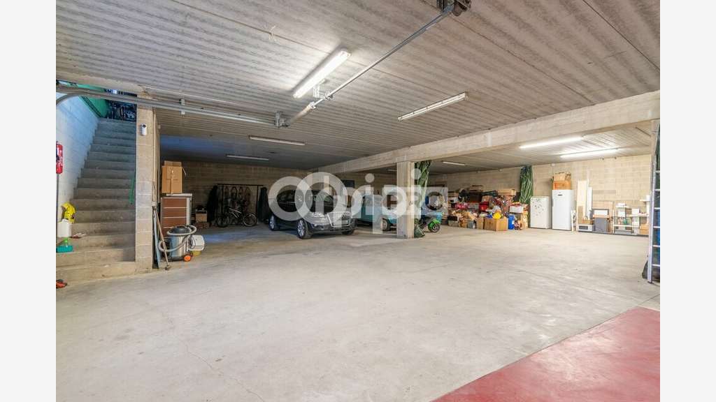 Local atypique à vendre à Villers-aux-Noeuds