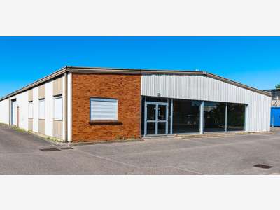 Vente local d'activité 973m² à Chassieu