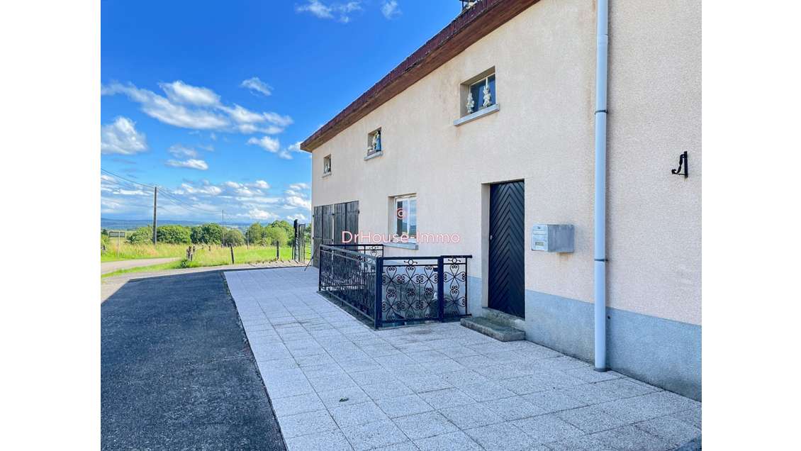 Local activité 800m² à vendre à Darney