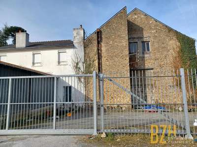 Vente local d'activité de 1 300m² à Quimperlé