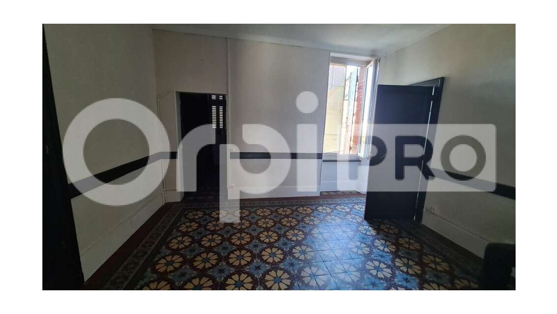 Local d'activité à vendre à Domérat hyper centre