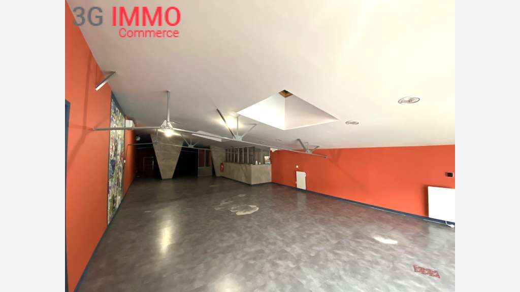 Vente superbe bâtiment activité 610m² à Agen