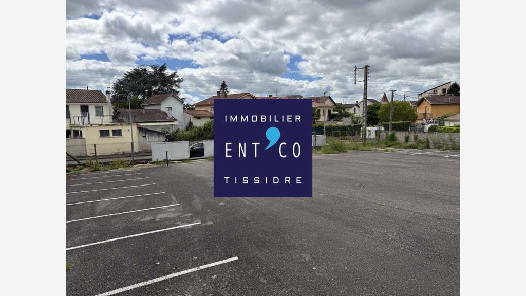 Entrepôt de 1580m² à vendre à Agen