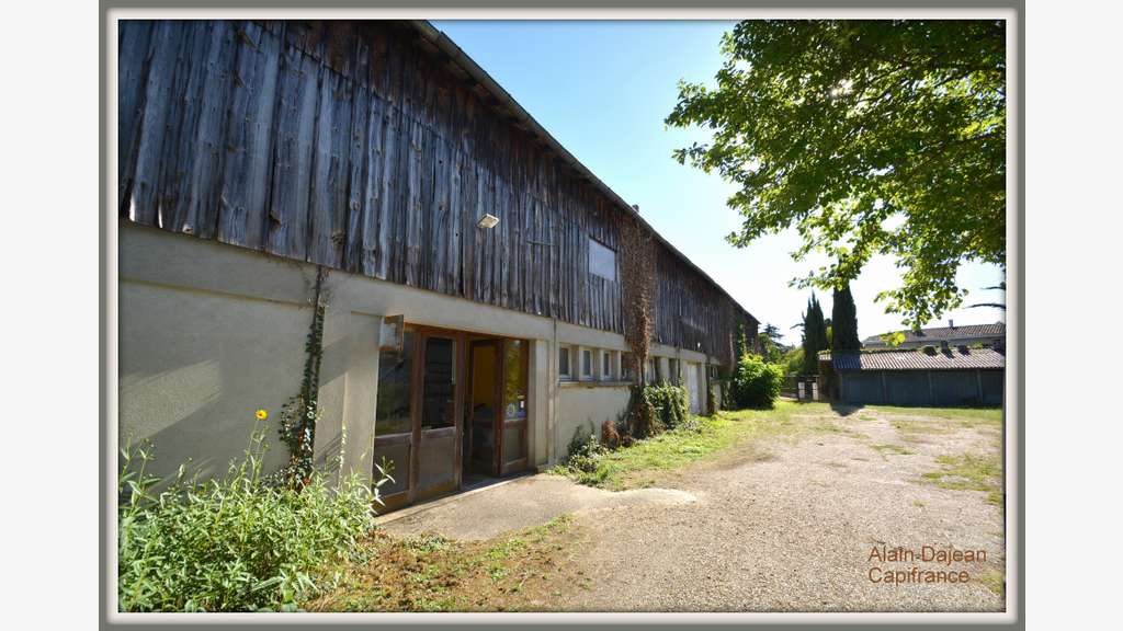 Local Professionnel à vendre AGEN (47)- Surface 