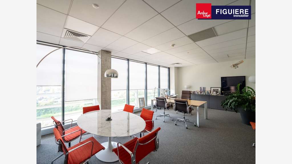 Bâtiment mixte indépendant 7462m² ZAC de Lenfant