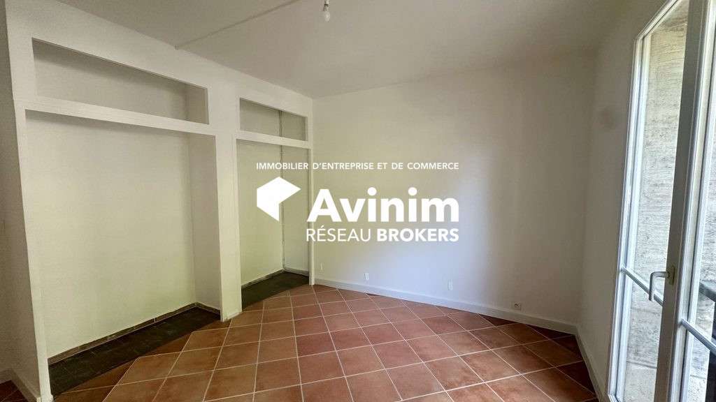 Vente local professionnel 68m² à Aix-en-Provence