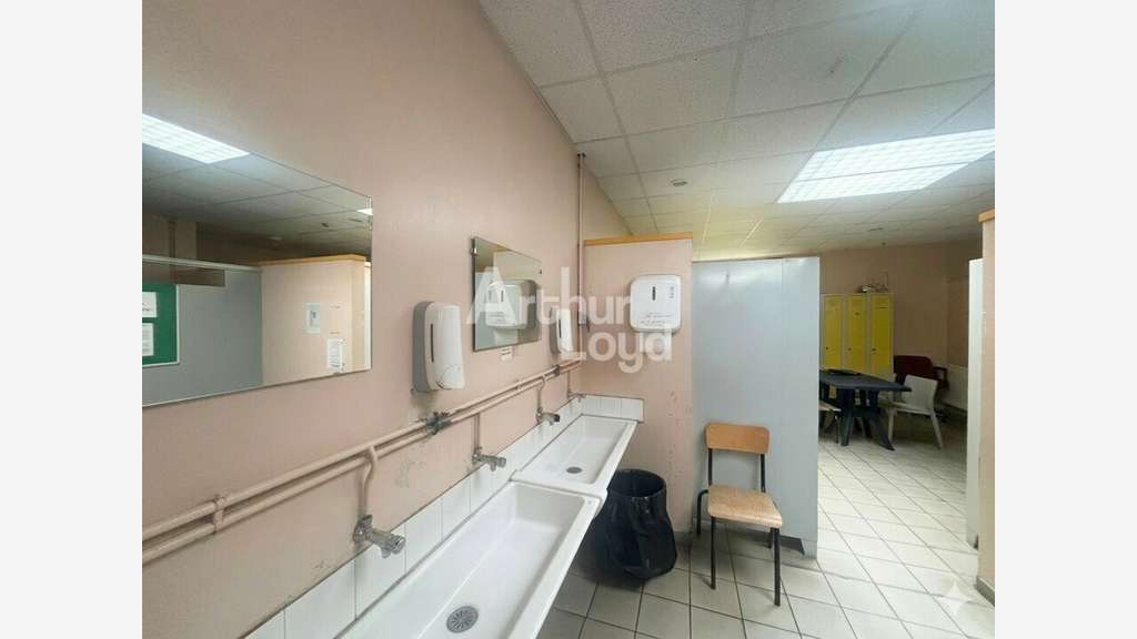 Local d'activité de 23091m² à vendre à Aizenay